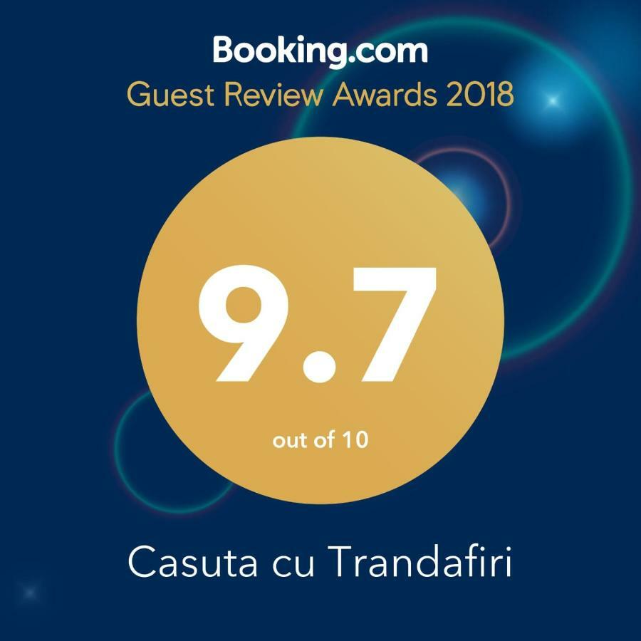 Slănic Casuta Cu Trandafiri酒店 外观 照片